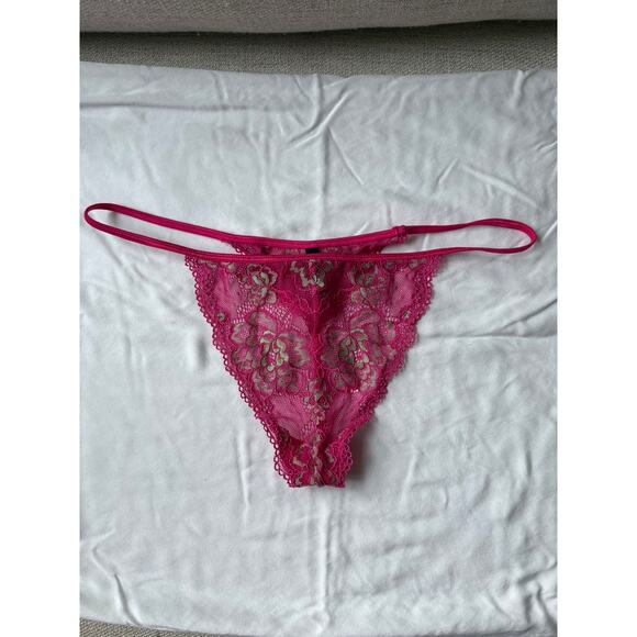 Daisy Fuentes Other - NWOT Daisy Fuentes Sheer Lace Thong Panty – Bright Pink – Size L
